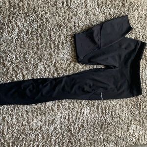 Woman’s Patagonia leggings